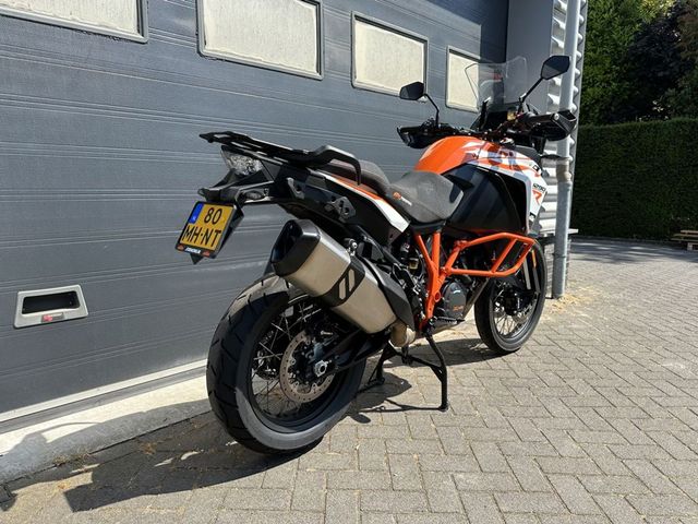 ktm - 1290-super-adventure-r