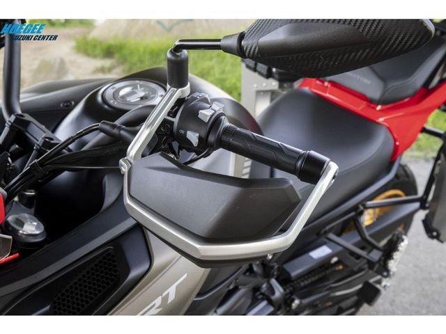 QJMOTOR - srt-800-sx-touring
