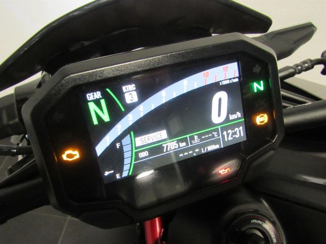 kawasaki - z900