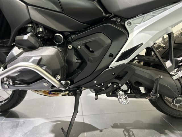 bmw - r-1300-gs-trophy