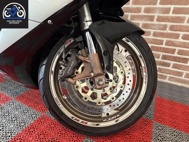 honda - cbr-1000-rr-fireblade