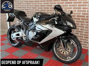 Honda CBR 1000 RR Fireblade 2004 occasion