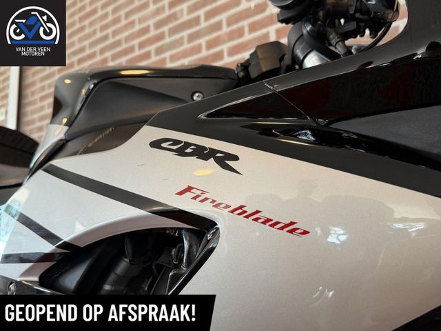 honda - cbr-1000-rr-fireblade