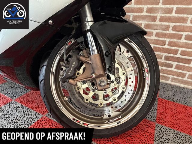 honda - cbr-1000-rr-fireblade