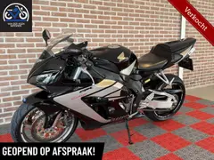Honda CBR 1000RR Fireblade 2004 occasion – foto 4 van 15