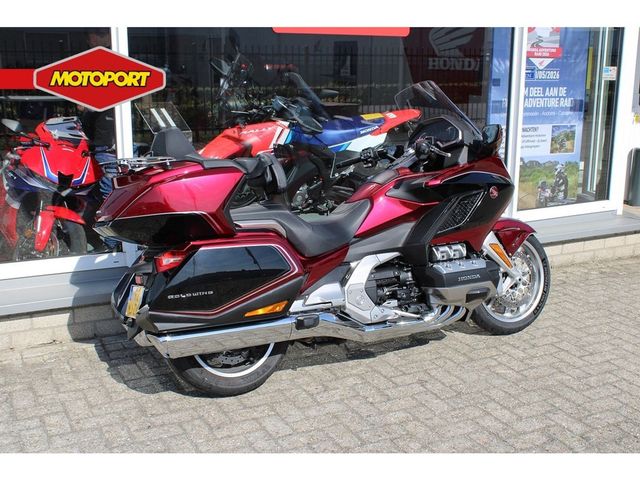 honda - gl-1800-goldwing-dct