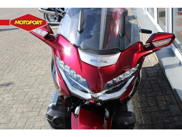 honda - gl-1800-goldwing-dct