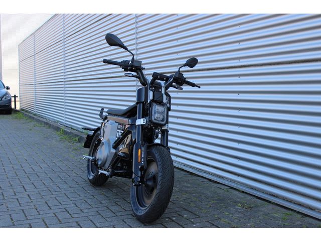 bmw - ce-02