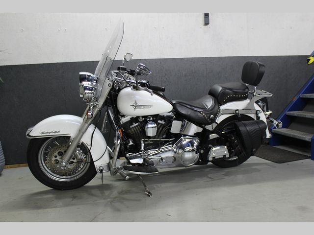 harley-davidson - heritage-softail-classic-flstc
