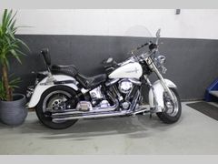 HARLEY-DAVIDSON HERITAGE SOFTAIL CLASSIC FLSTC