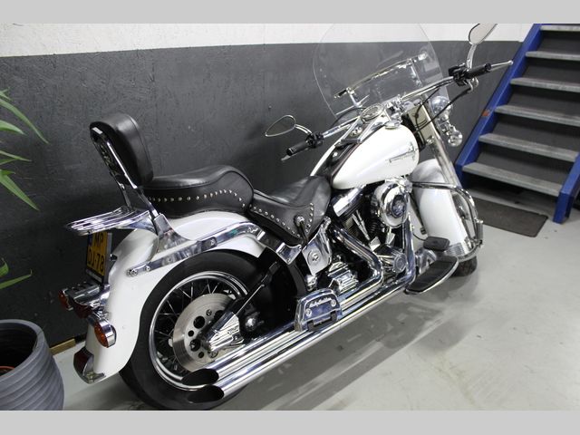 harley-davidson - heritage-softail-classic-flstc