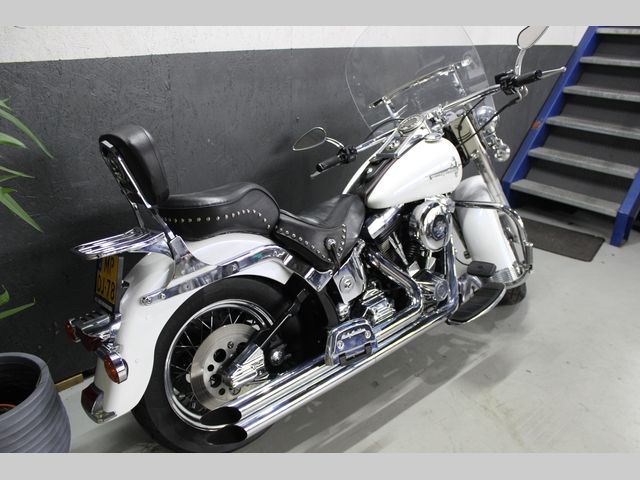 harley-davidson - heritage-softail-classic-flstc