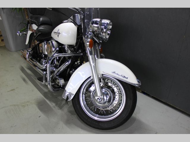 harley-davidson - heritage-softail-classic-flstc