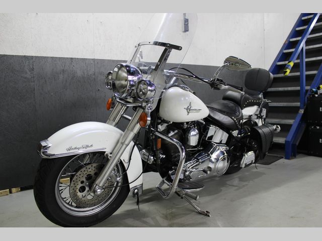harley-davidson - heritage-softail-classic-flstc