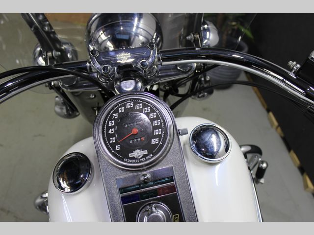 harley-davidson - heritage-softail-classic-flstc