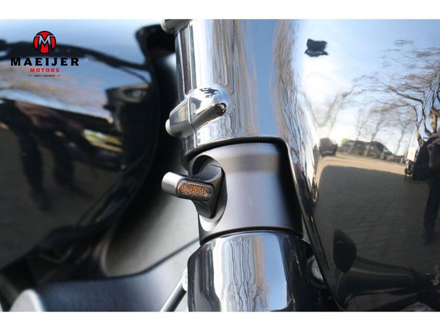 indian - scout-bobber-twenty