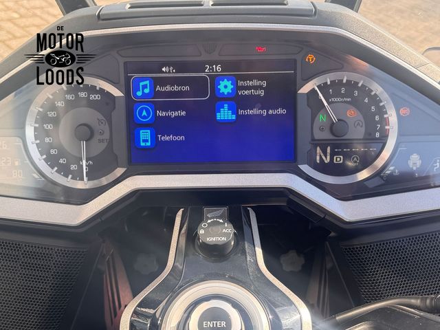 honda - gl-1800-goldwing-tour-dct