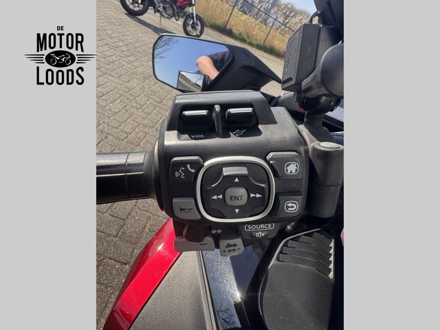 honda - gl-1800-goldwing-tour-dct