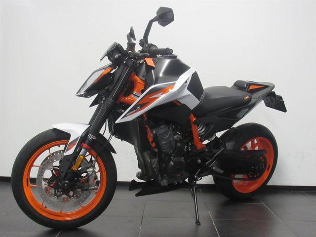 ktm - 890-duke-r