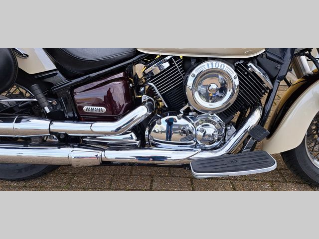 yamaha - xvs-1100-a-dragstar-classic