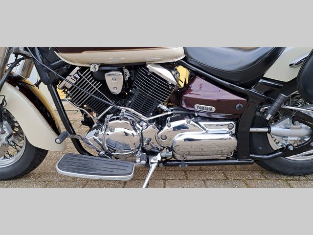 yamaha - xvs-1100-a-dragstar-classic