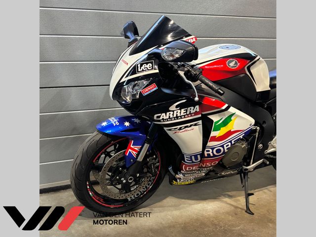 honda - cbr-1000-rr-fireblade