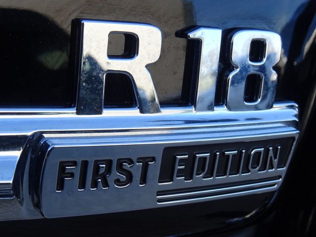 bmw - r-18