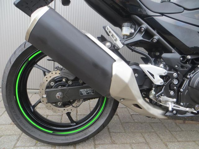 kawasaki - ninja-400