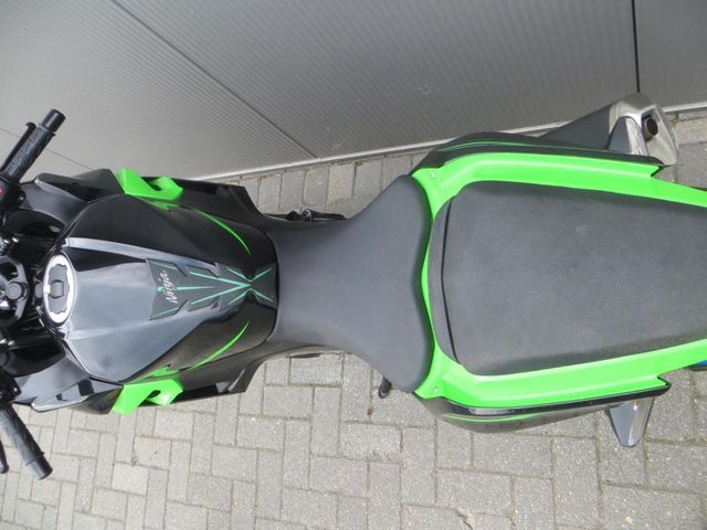 kawasaki - ninja-400