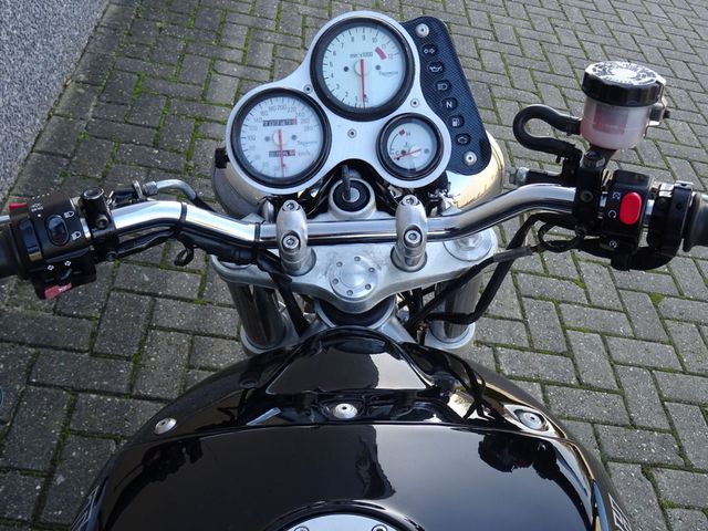 triumph - speed-triple