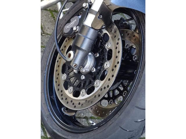 triumph - speed-triple