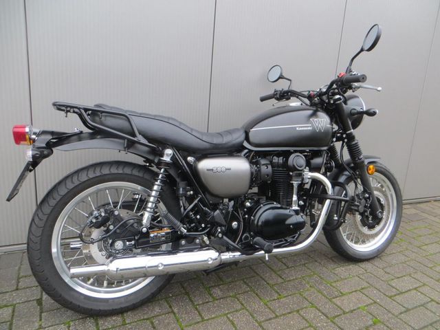 kawasaki - w800
