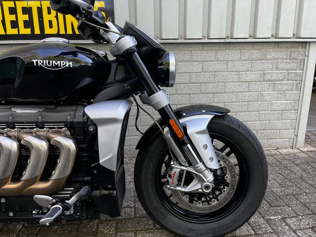 triumph - rocket-3-r