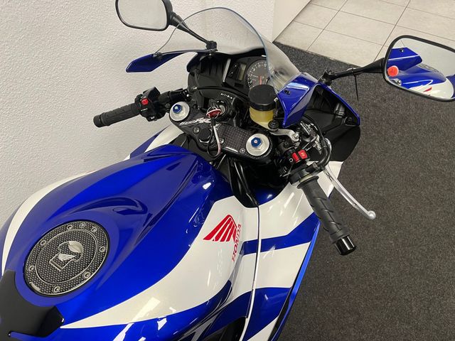 honda - cbr-600-rr