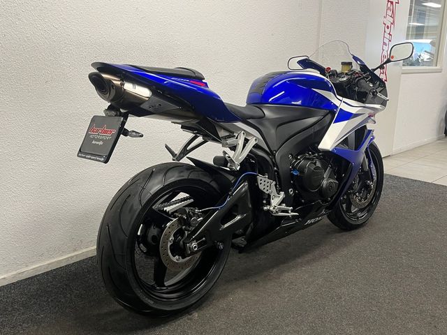 honda - cbr-600-rr