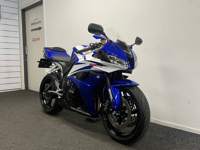 honda - cbr-600-rr