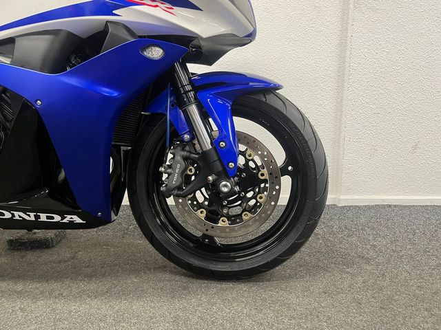 honda - cbr-600-rr