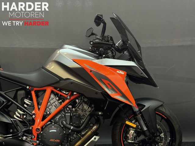 ktm - 1290-super-duke-gt
