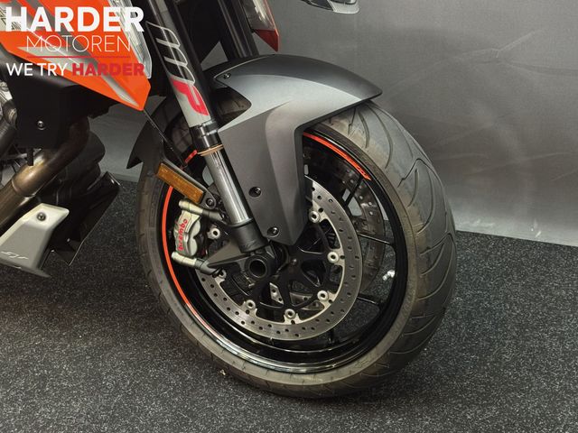 ktm - 1290-super-duke-gt
