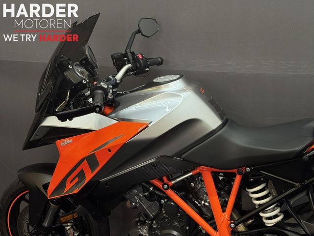 ktm - 1290-super-duke-gt