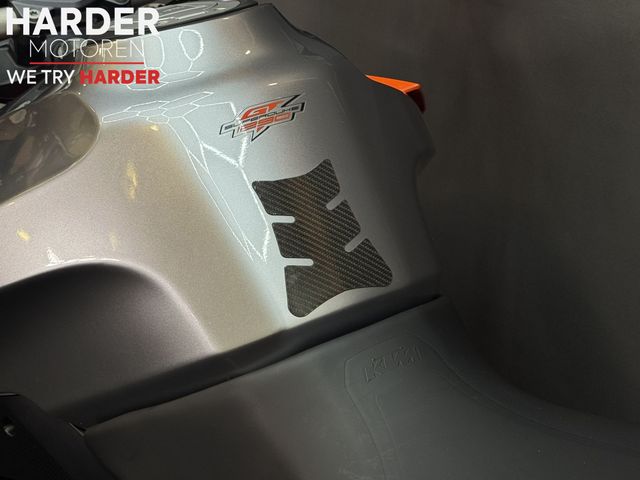 ktm - 1290-super-duke-gt
