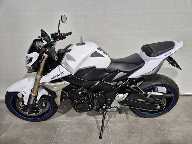 suzuki - gsr-750