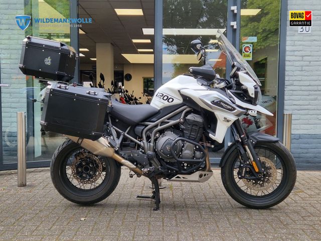 triumph - tiger-1200-xca