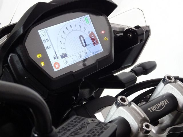 triumph - tiger-1200-xca