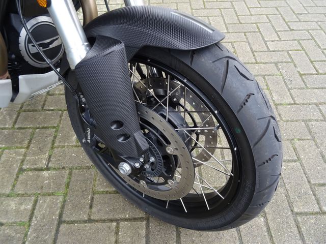 moto-guzzi - v-85-tt