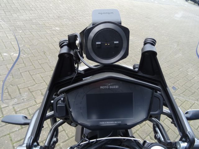 moto-guzzi - v-85-tt