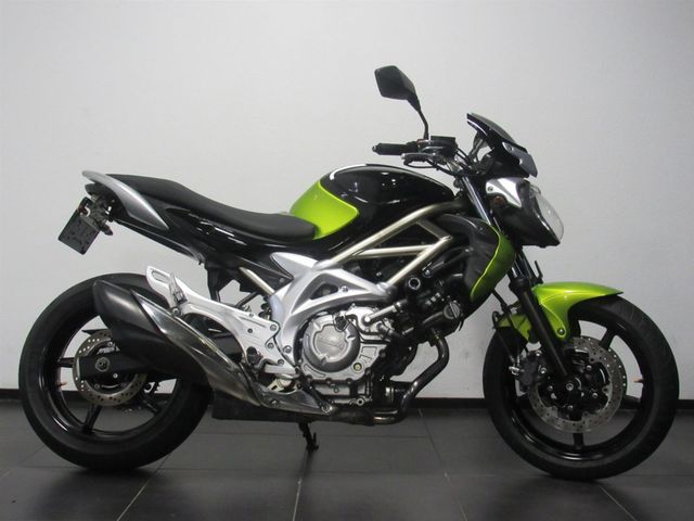 suzuki - gladius