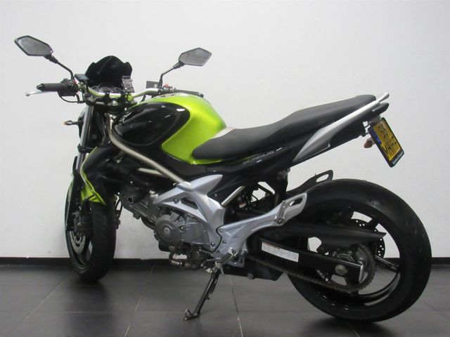 suzuki - gladius