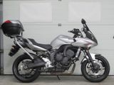 YAMAHA FZ 6