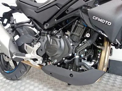 CFMOTO 450 NK – foto 4